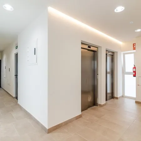 Brand New With Ocean & Volcano Views Апартаменты